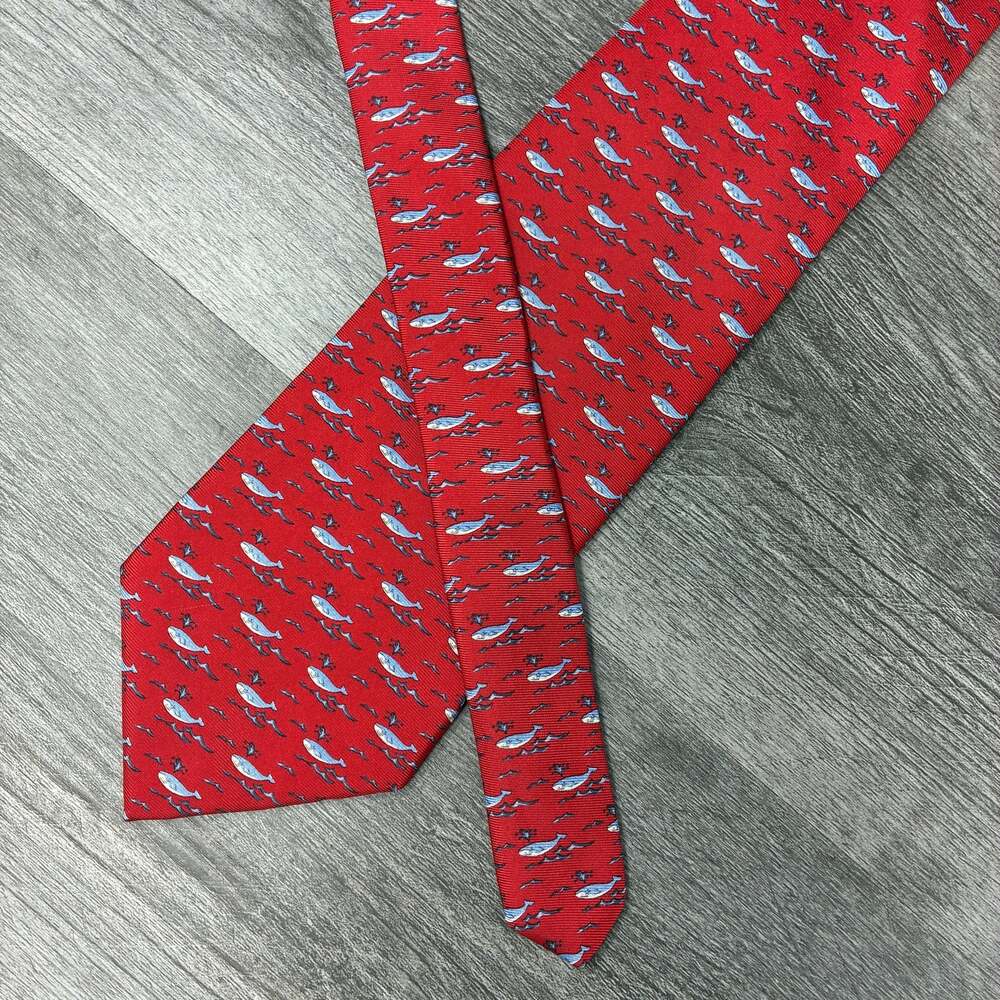 Brooks Brothers 346 Silk Tie Red Blue Whale Nautical Novelty Made USA 3.75"